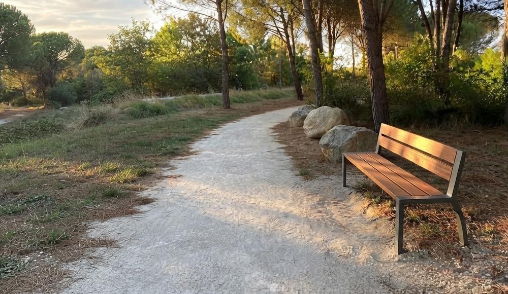 cl&eacute;o bench