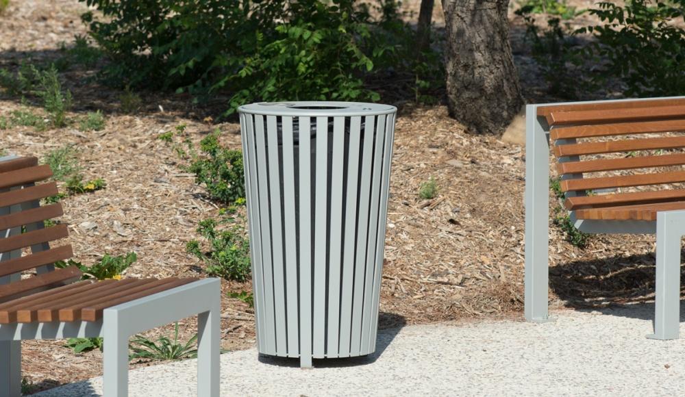 Luna Cylindrical litter bin & ashtray